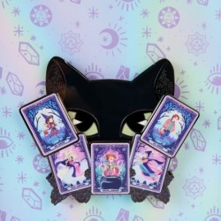 Pin's Binx À La Lueur Des Cartes De Tarot Hocus Pocus Boite Collector