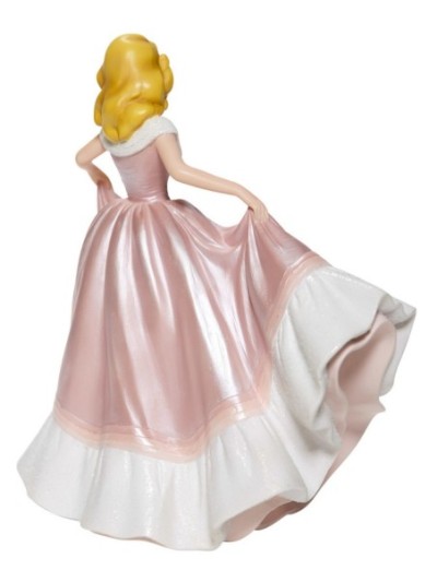 Figurine Cendrillon Dans Une Robe Rose Disney Showcase Haute Couture