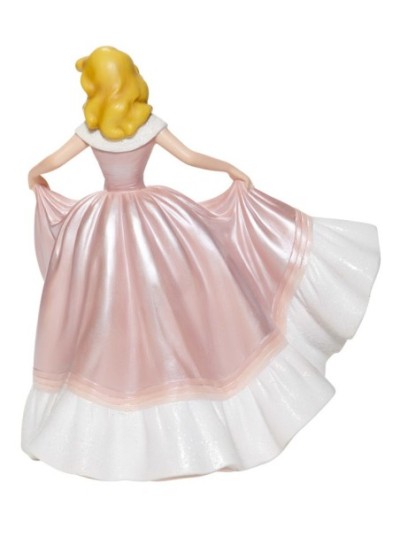 Figurine Cendrillon Dans Une Robe Rose Disney Showcase Haute Couture